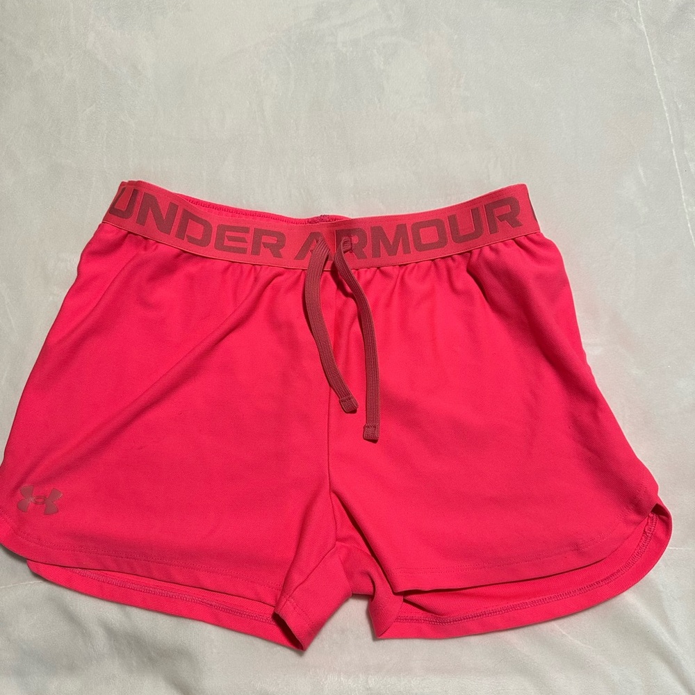 Under Armour girls Pink Shorts youth large